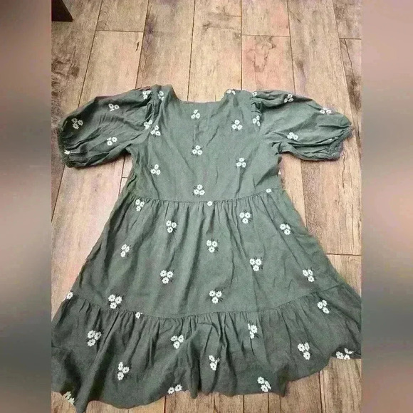 OLD NAVY green flower girls dress size 8  (m) - Picture 2 of 6